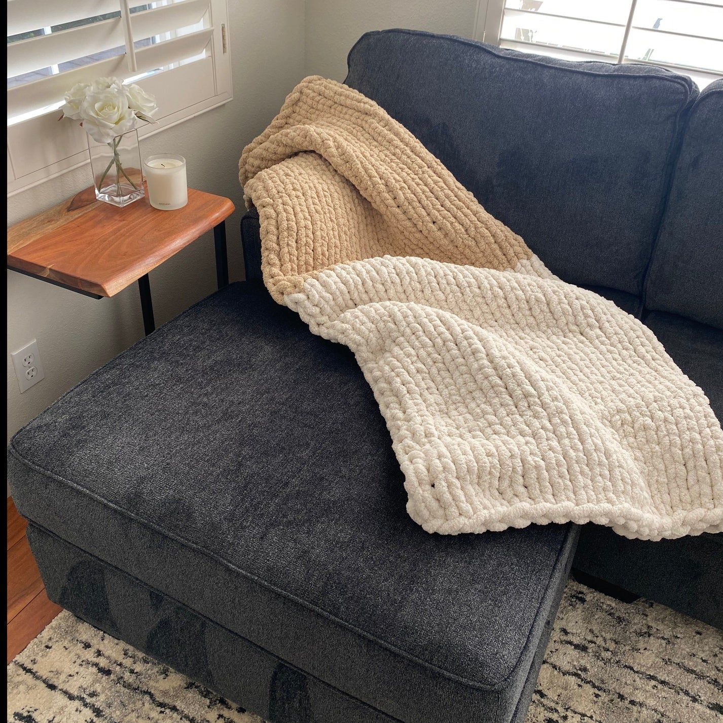 Medium Chunky Knit Blanket